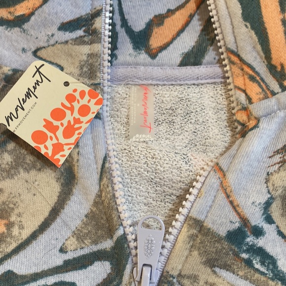 Free Movement sweatshirt & pants set - Picture 6 of 6